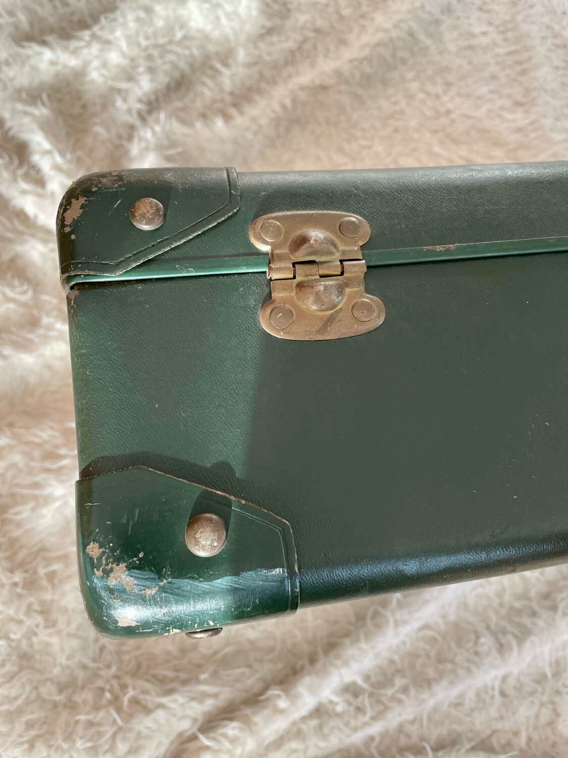 Valise carton vintage vert foncé