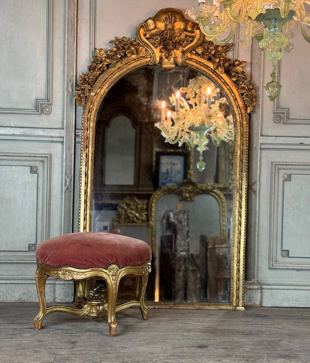 Louis XV Style Footrest in Carved and Gilded Wood Circa 1880