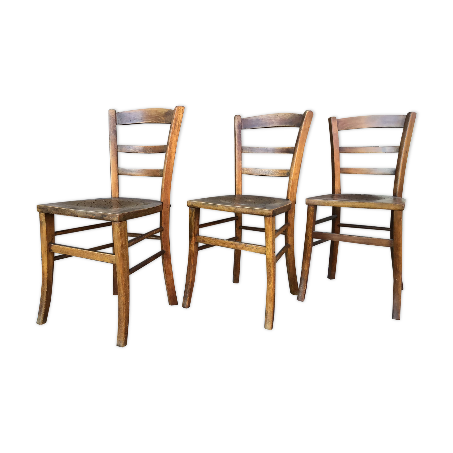 3 chaises bistrot vintage
