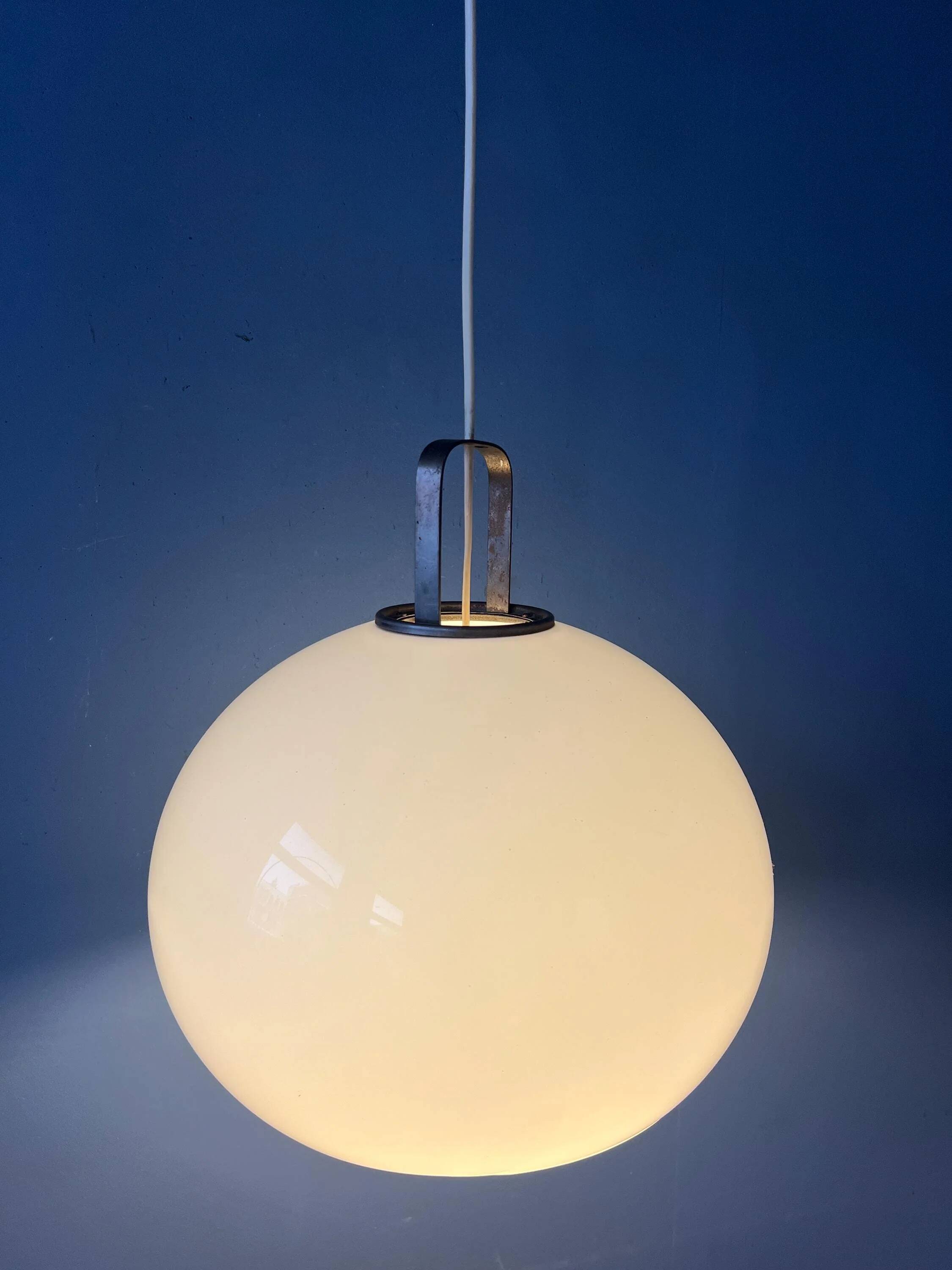 Vintage mushroom suspension inspired by Guzzini.