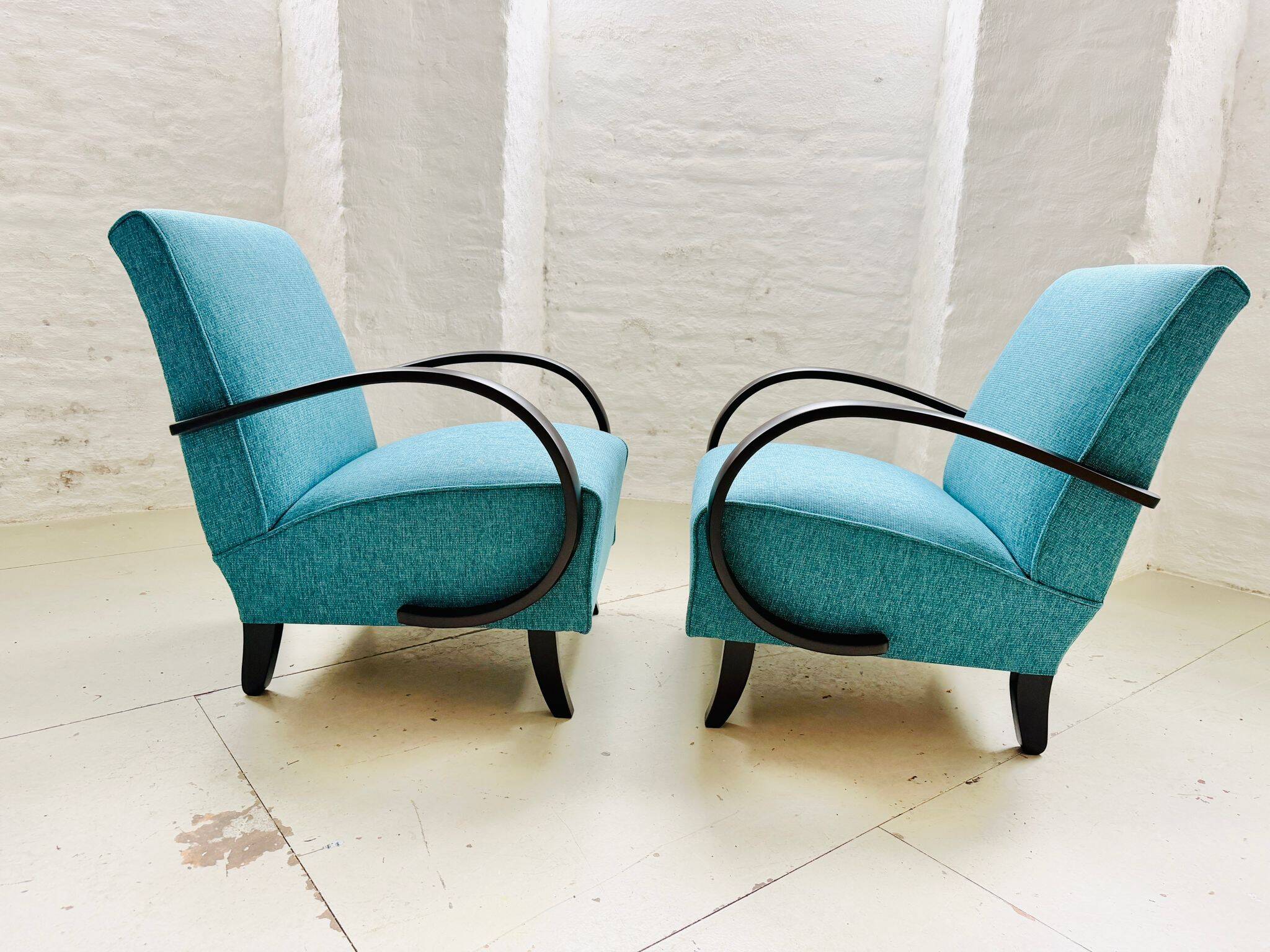 2x Fauteuils Jindrich Halabala originaux 1940