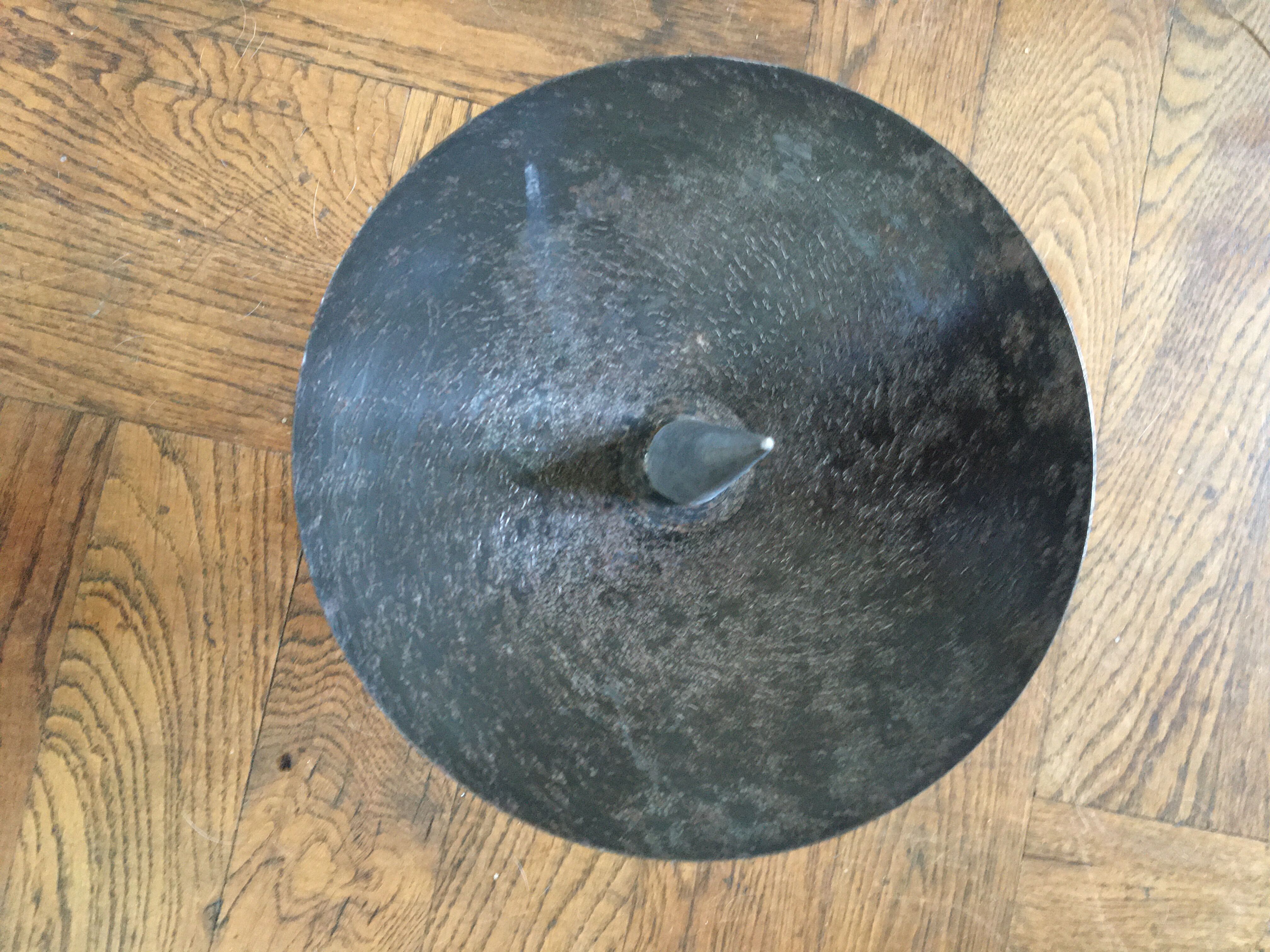 Pique wrought iron candle