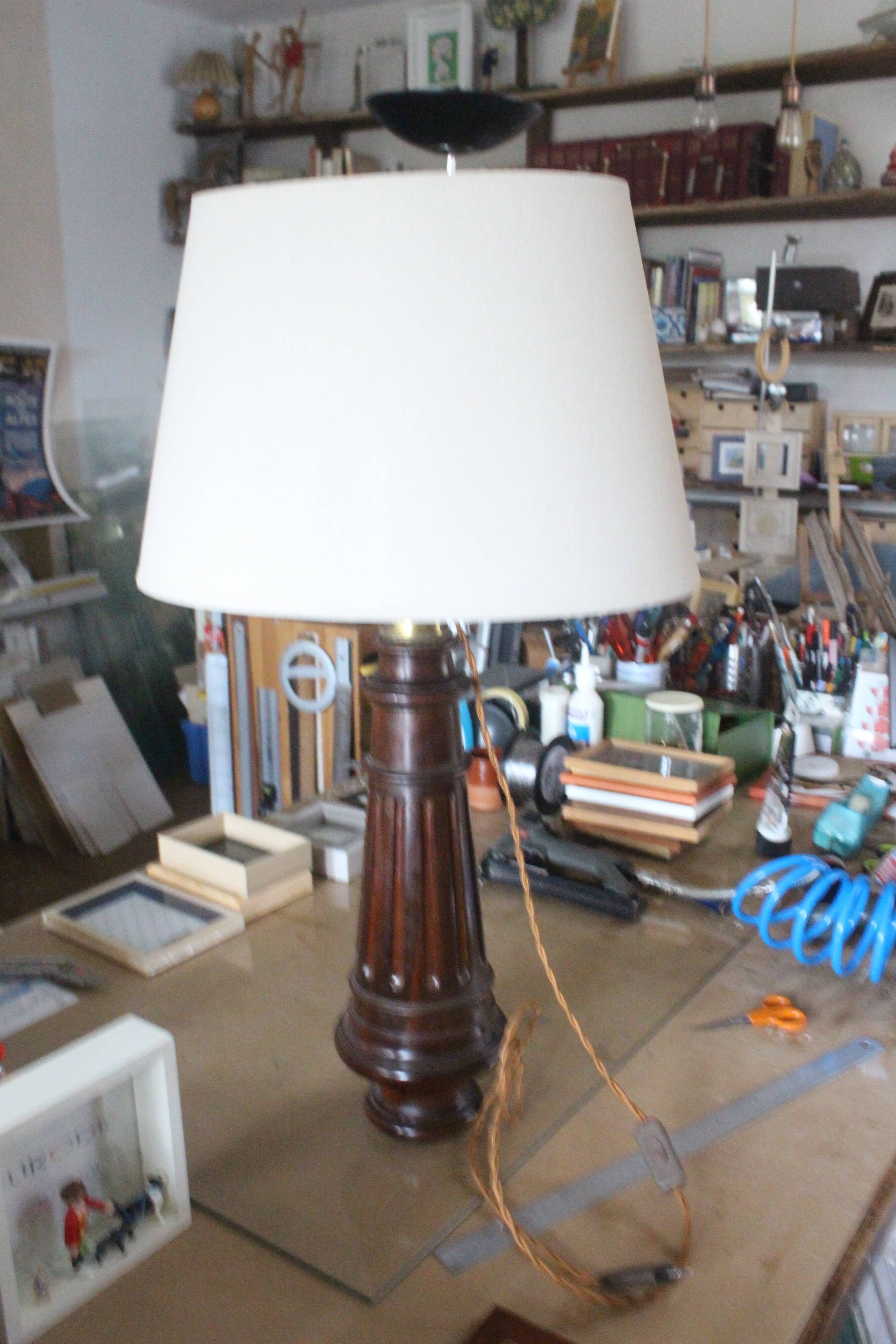 Piano foot lamp