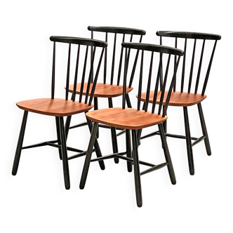 4 Scandinavian chairs in teak