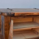 Bahut bar Brutaliste free form in olive tree