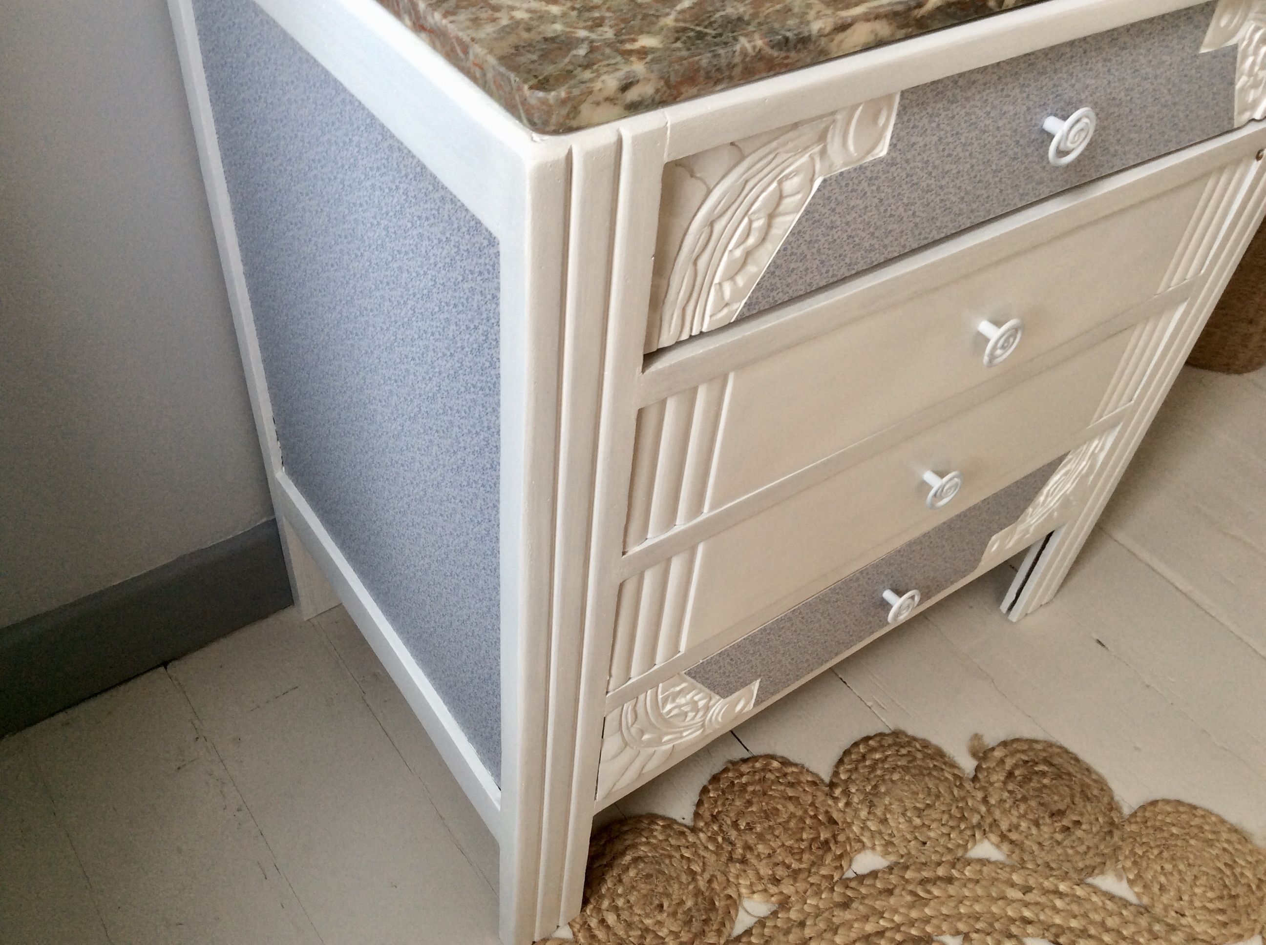 Art Deco chest of drawers