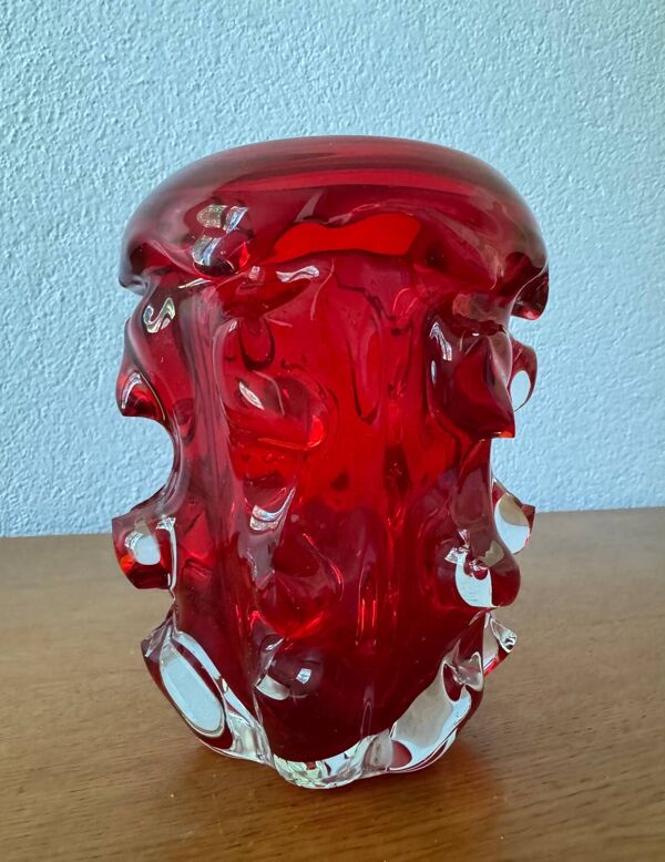 Vase verre de Murano rouge années 70