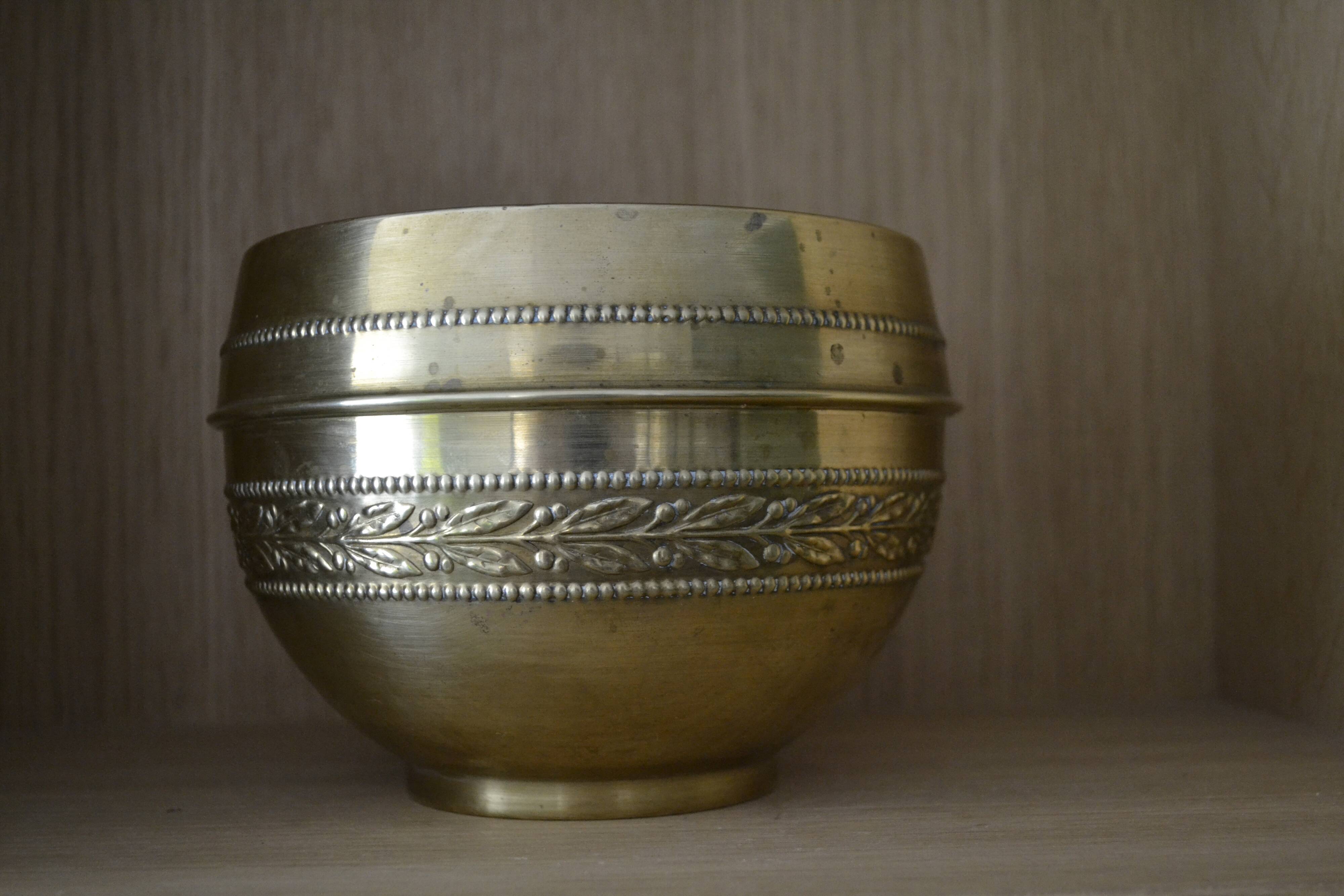 brass pot cover with frieze