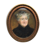 Painting portrait of a woman