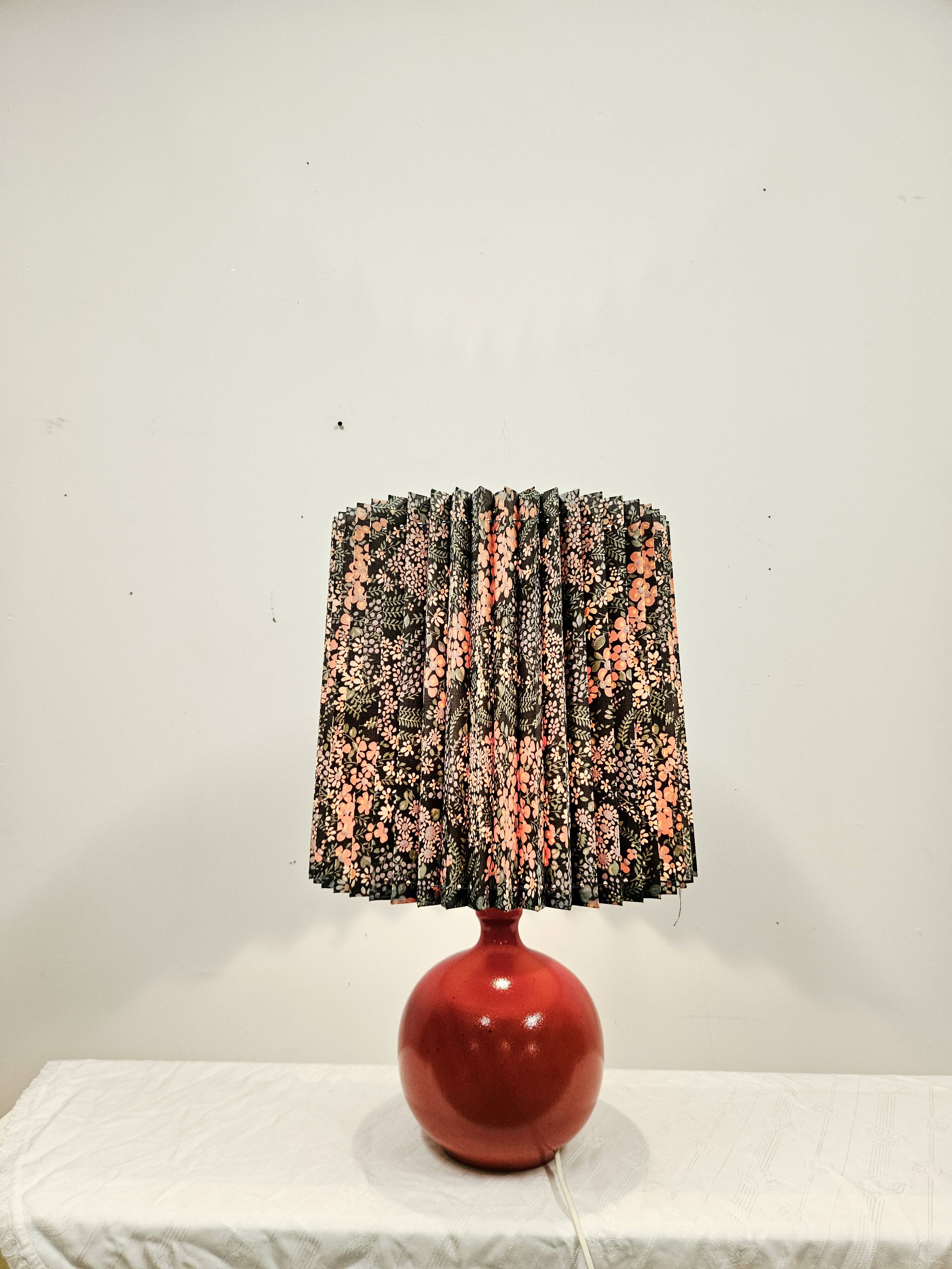 Unique ceramic table lamp ARO Leuchte 574 – Vintage 1960s/1970s.