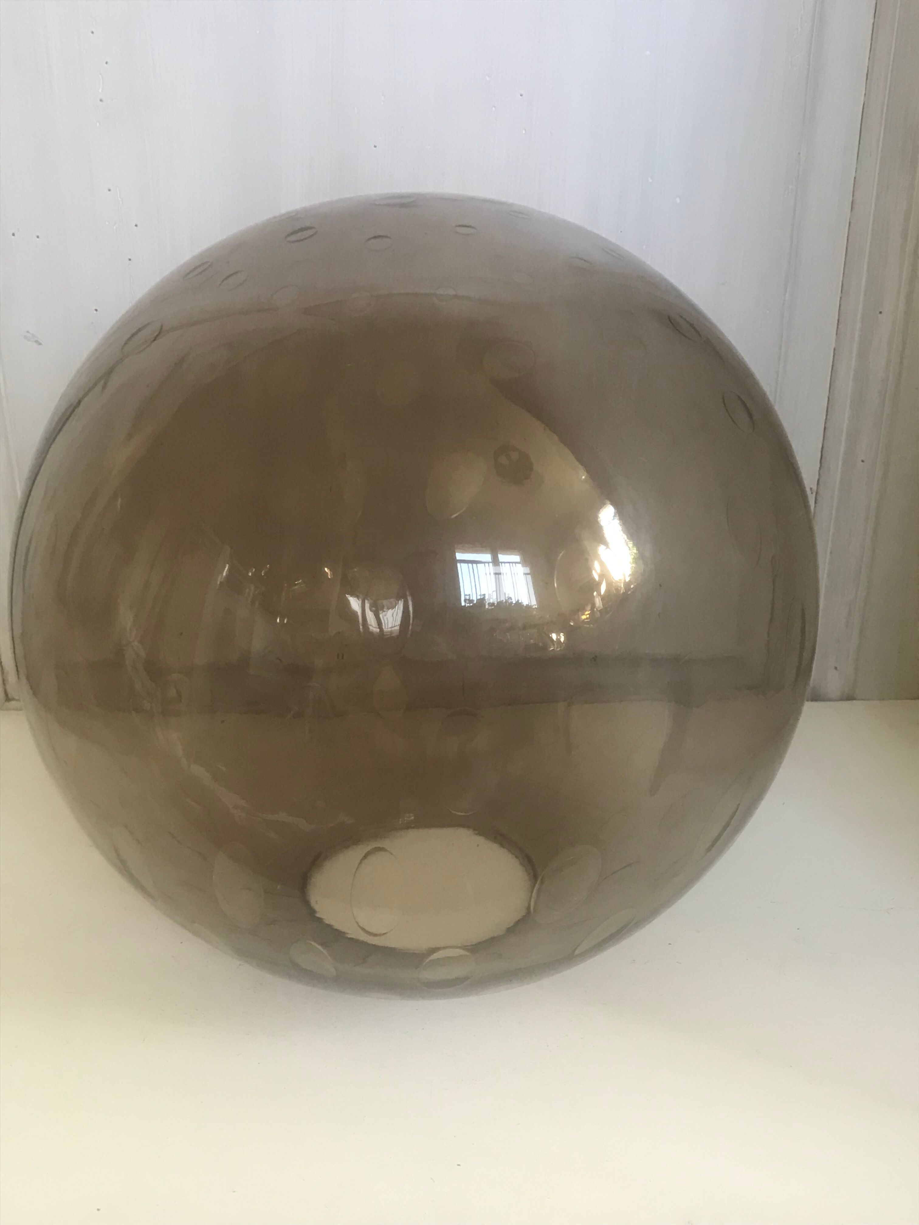 Vintage smoked ball suspension