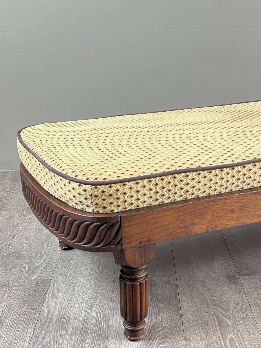 Louis XVI style meridian in carved wood and caning, 19th century.