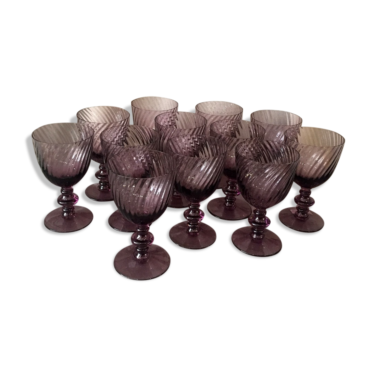Suite of 12 purple wine glasses in hartzwiller crystal