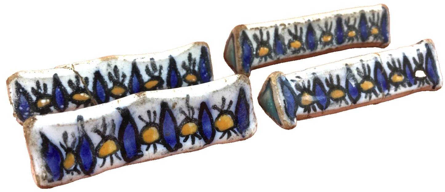 1920-1940 4 Knife holders Glazed ceramic from Nabeul, Tunisia