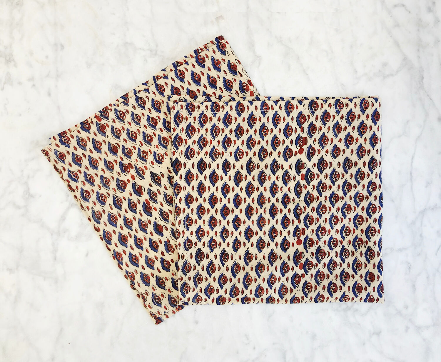 Fabric gift wrapping (Furoshiki)