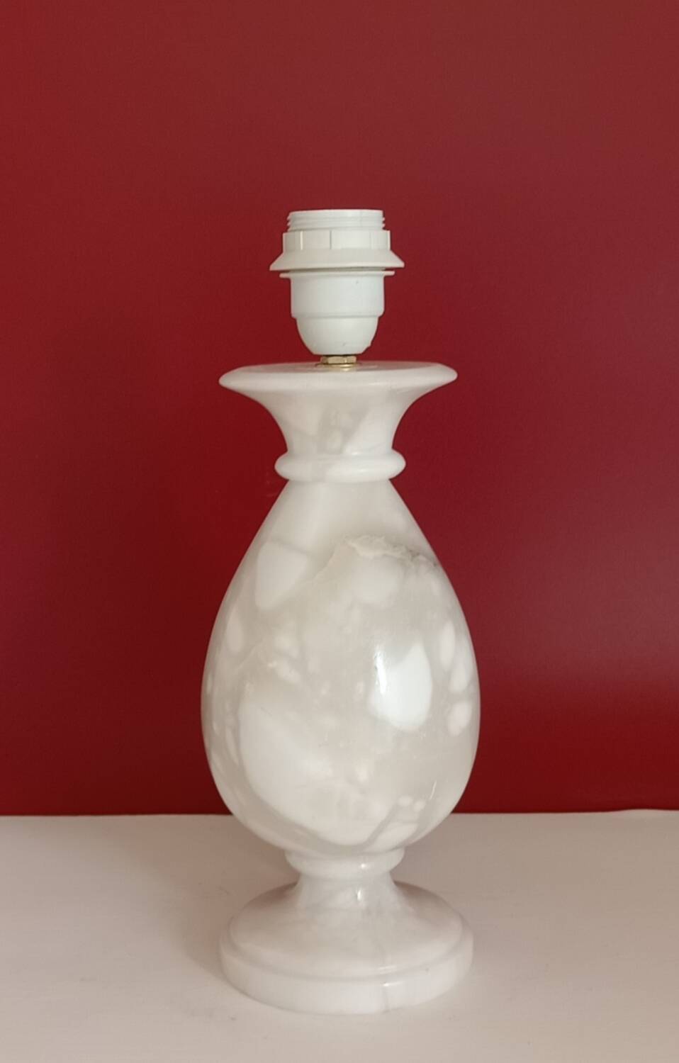 Alabaster lamp base