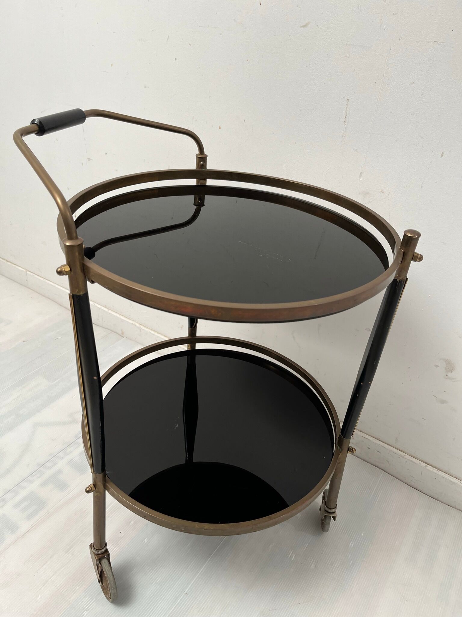 Service bar trolley from the 50s