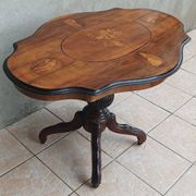 Table violon Napoléon III en ronce de noyer