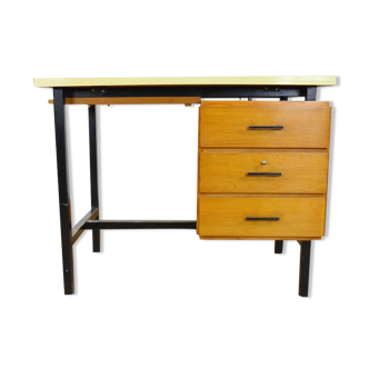 Bureau en chêne pied métal noir 1960