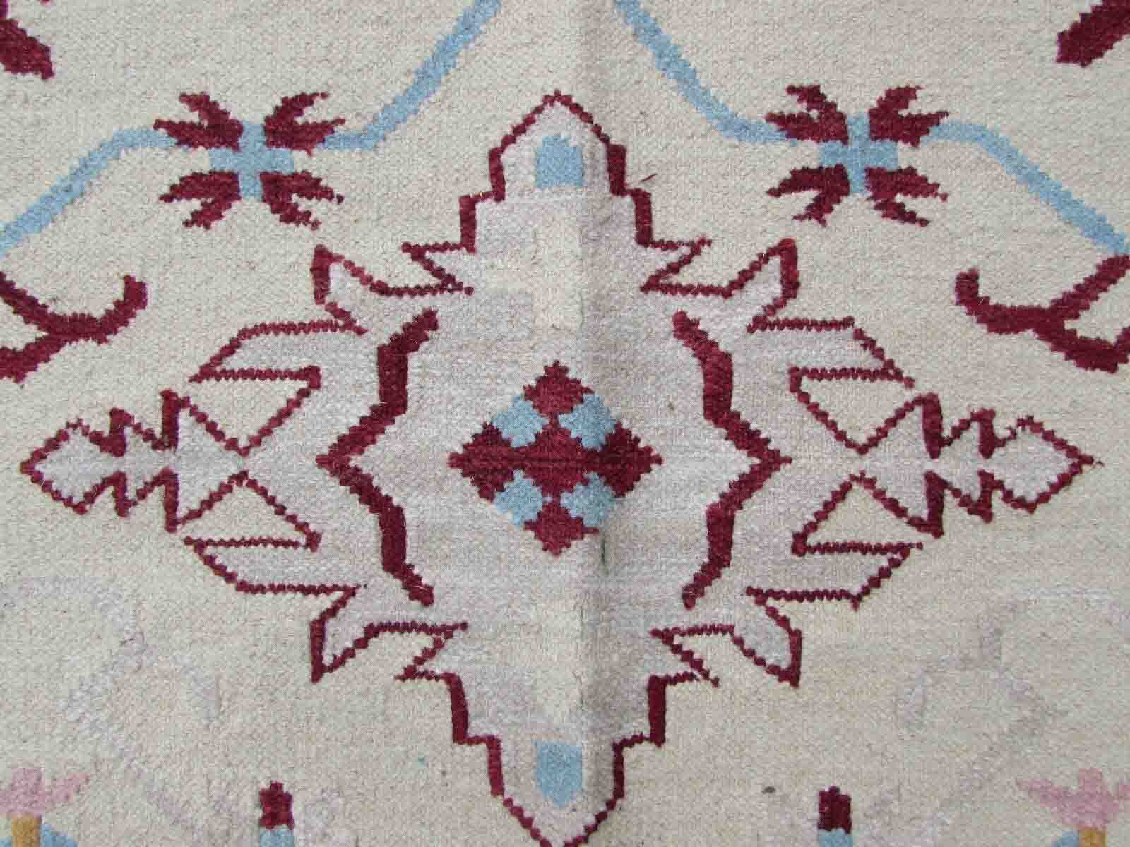 Handmade indian indian vintage rug 121cm x 189cm 1970s