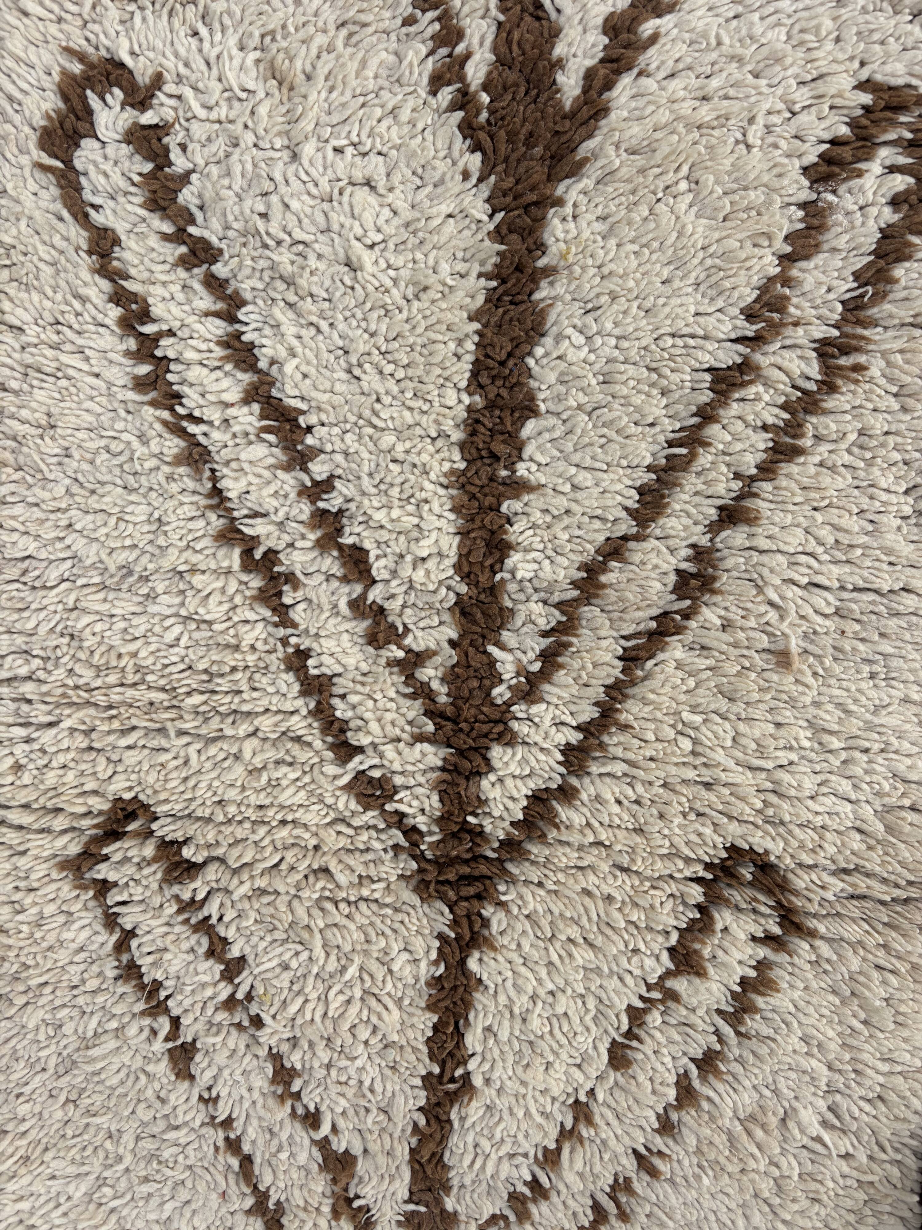 Tapis berbère beni ouarain vintage marocain