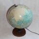 Globe terrestre vintage 1970