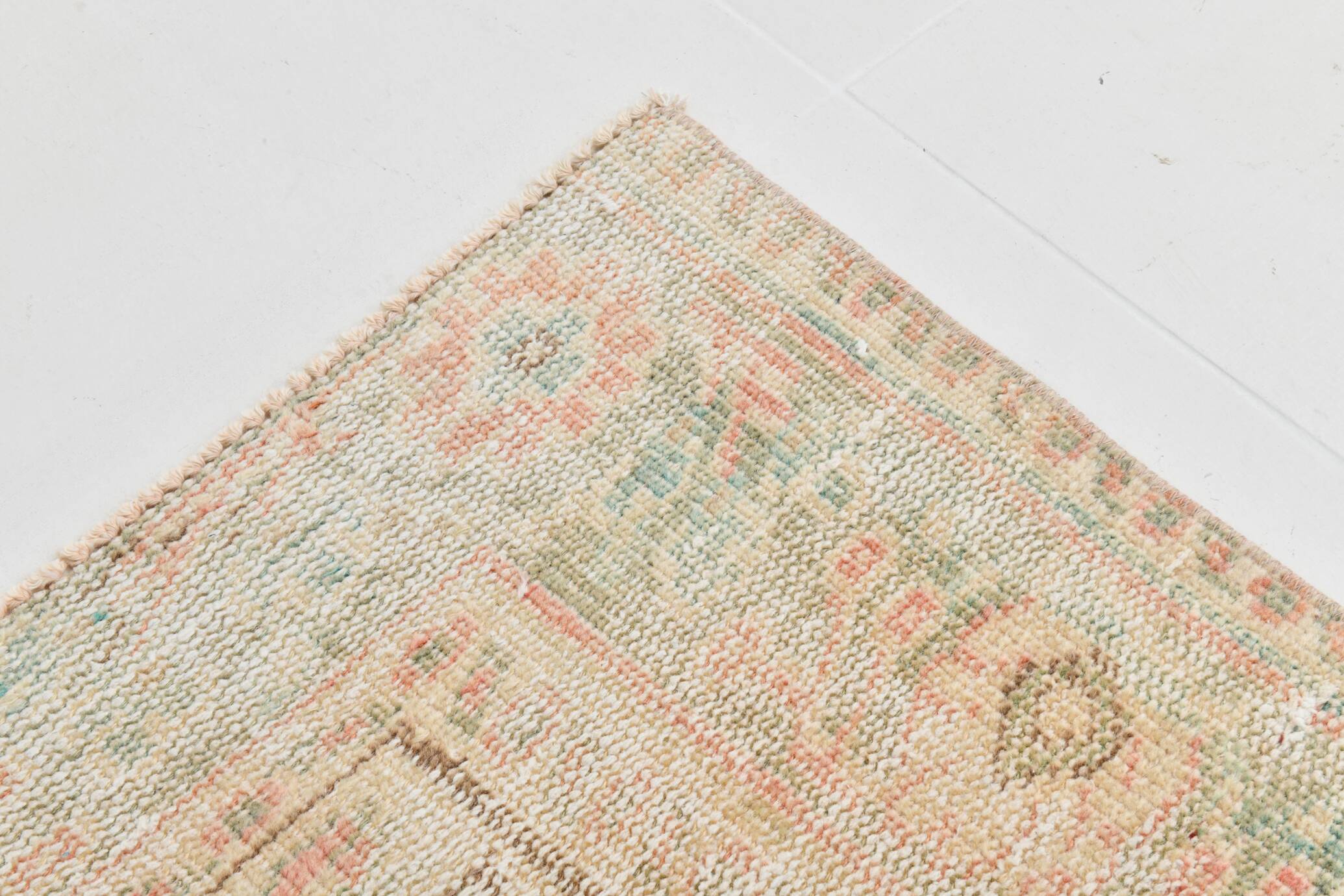 Turkish Rug, 194x294 Cm