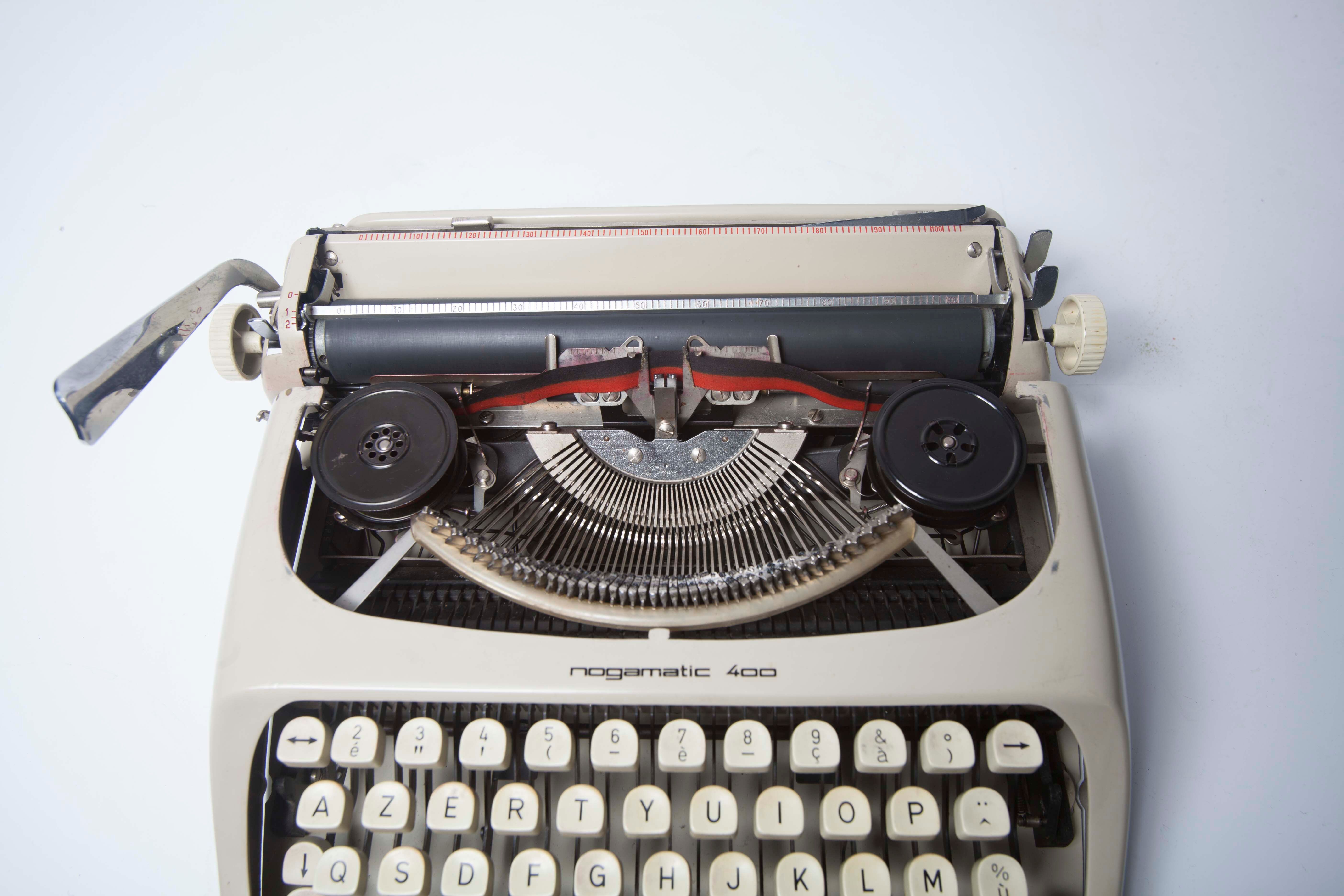 Nogamatic 400 1960 typewriter