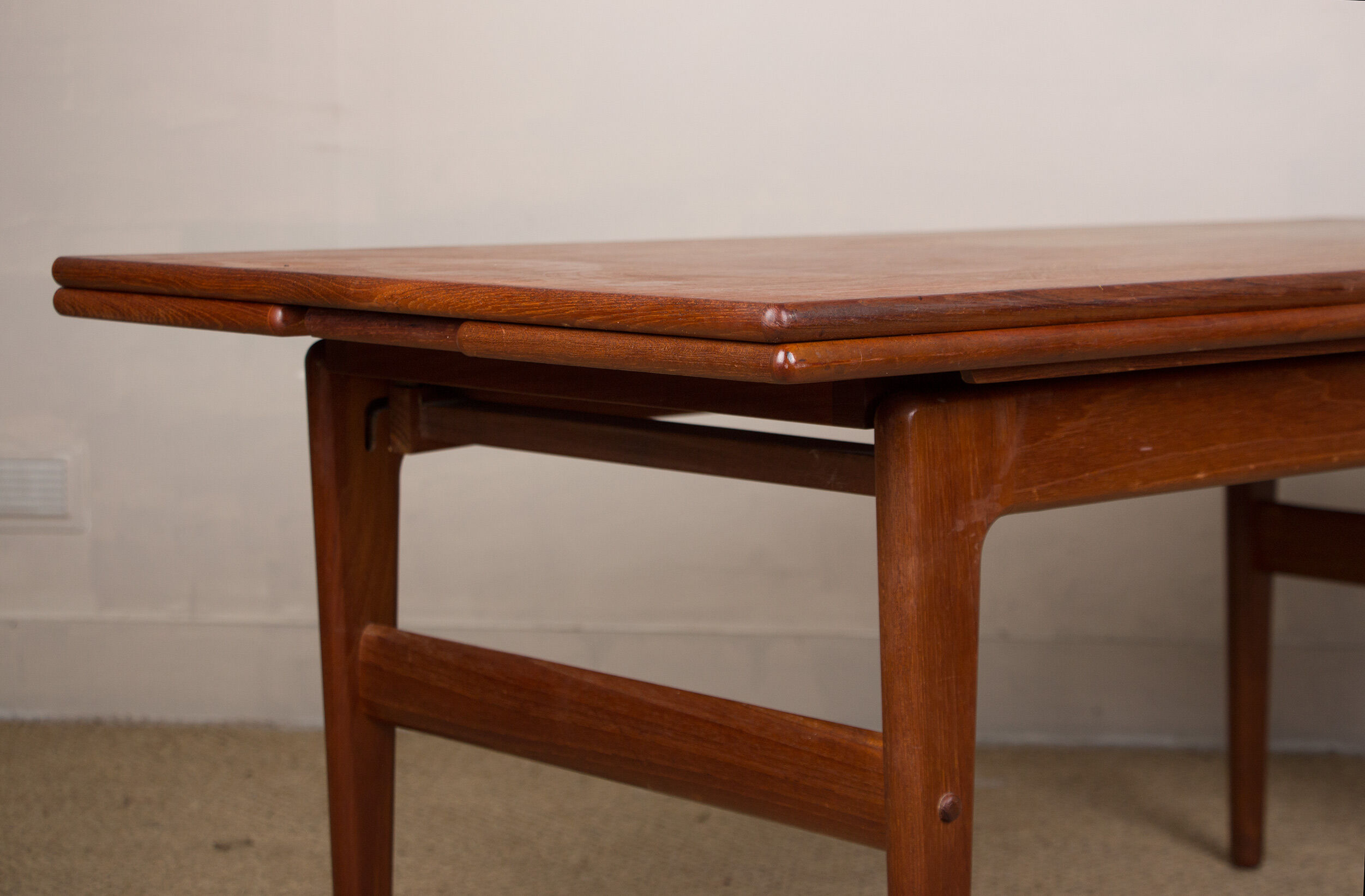 Danish teak table model "elevator" adjustable high and low, Kai Kristiansen, V.M.Mobler 1960