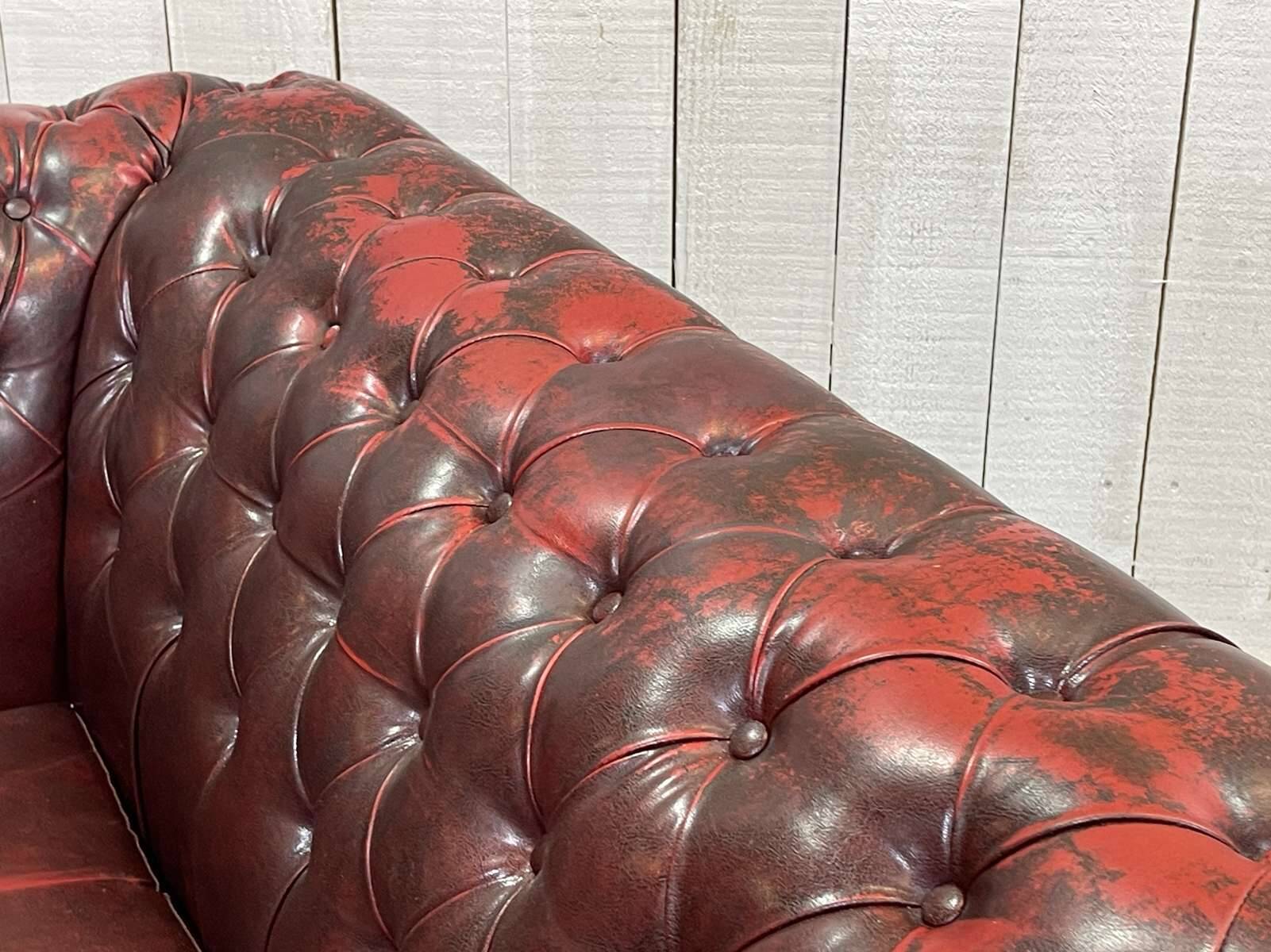 1980s Red 2-Seater Chesterfield Sofa