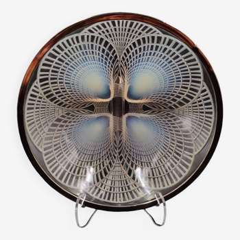 Rare coupe Art Déco en verre opalescent à motif géométrique de coquille par Lalique