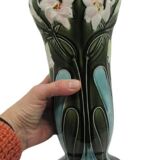 Vase barbotine Art-Nouveau décor fleurs d'Iris