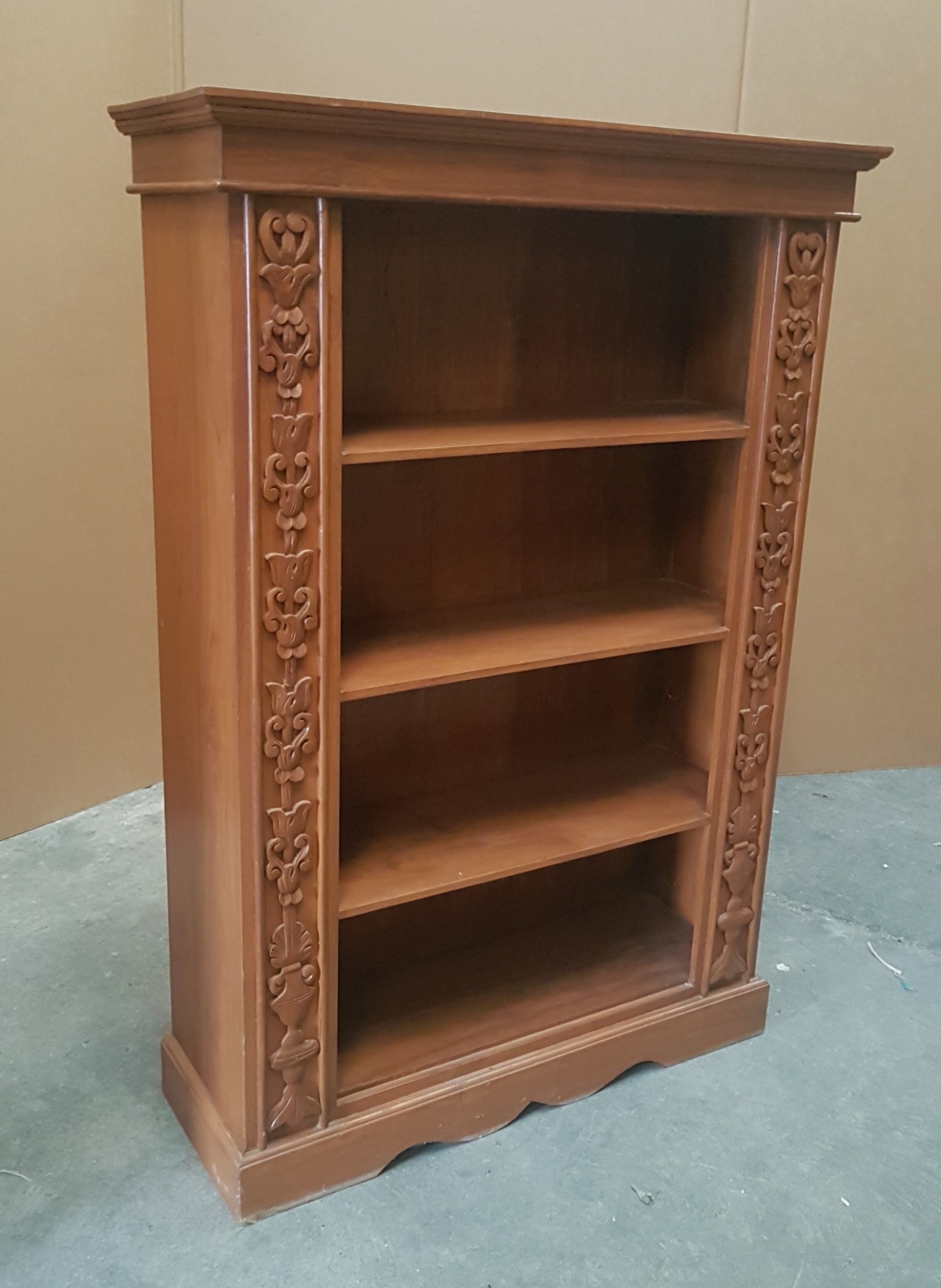 Storage furniture 4 niches