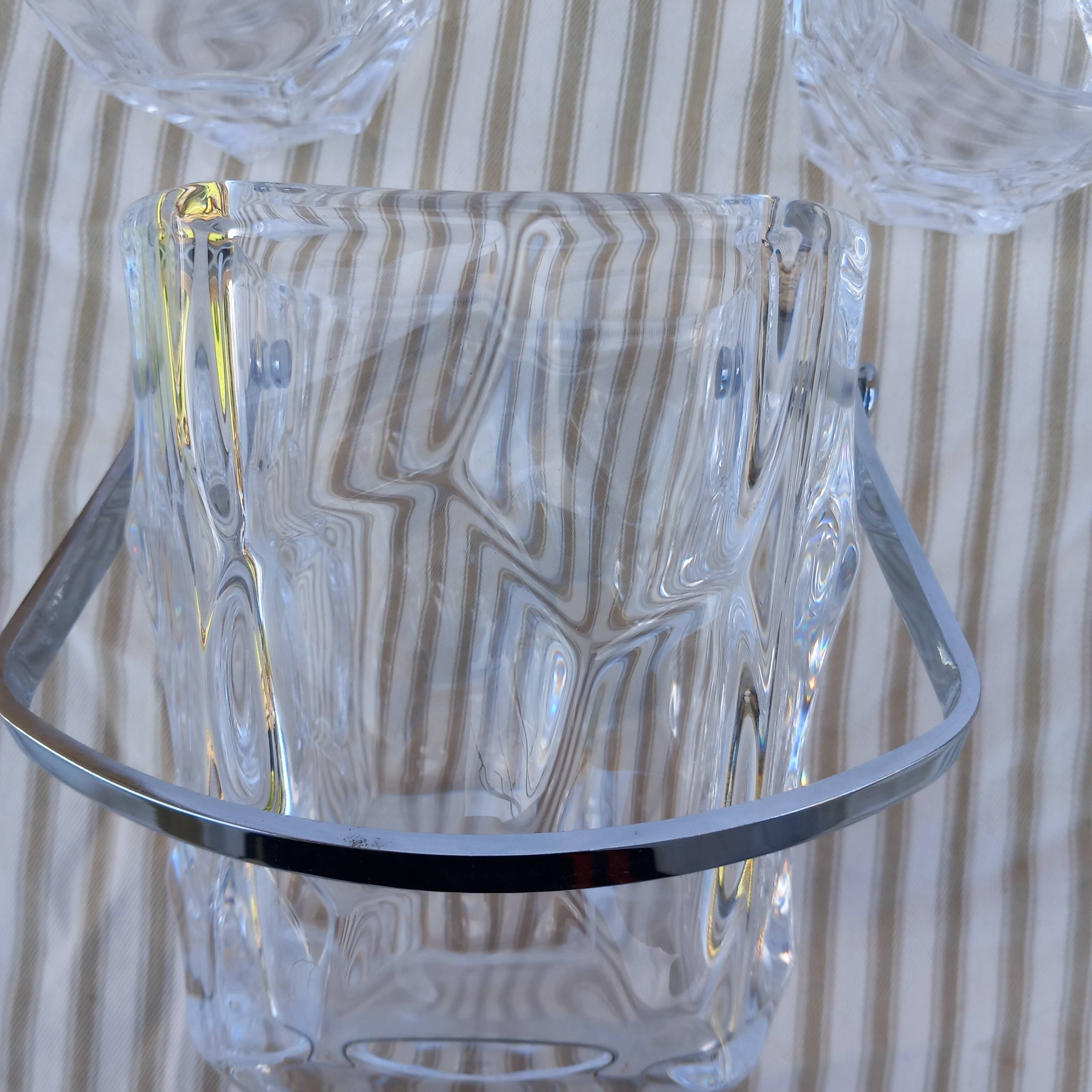 Ice bucket and 2 vintage whisky glasses in Sèvres crystal