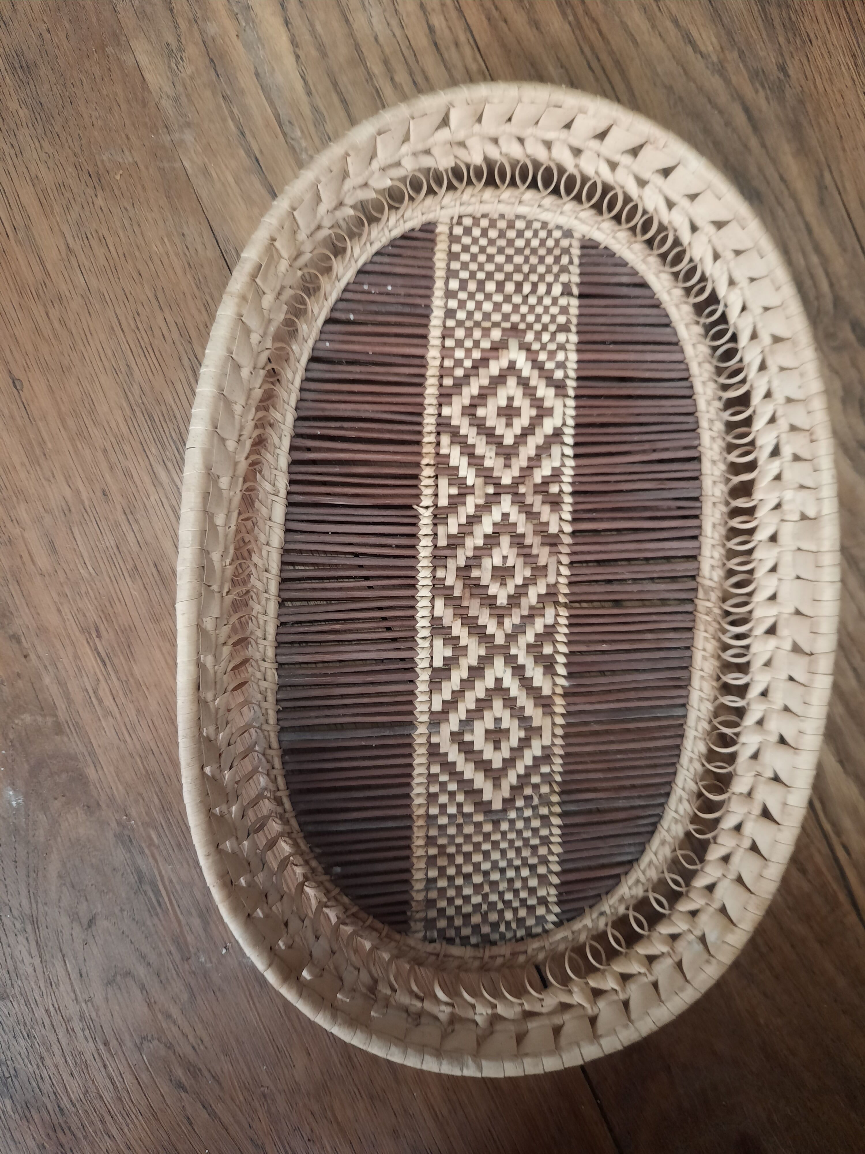 Braided rattan tray