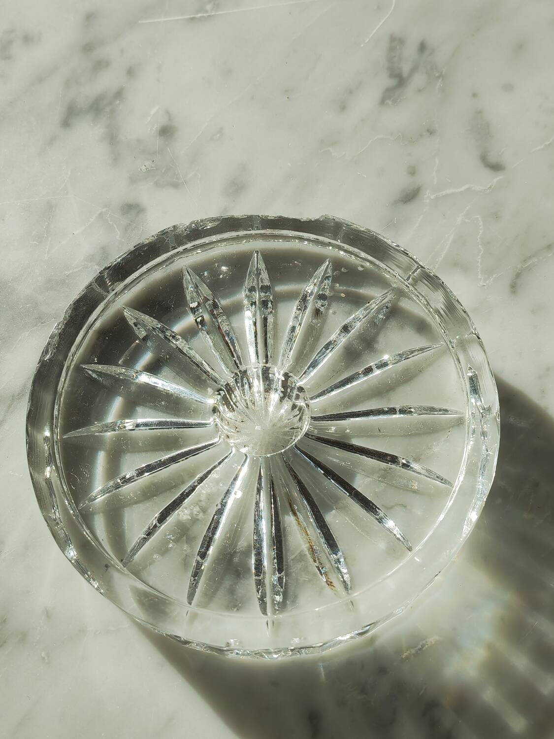 Cut crystal tealight holder