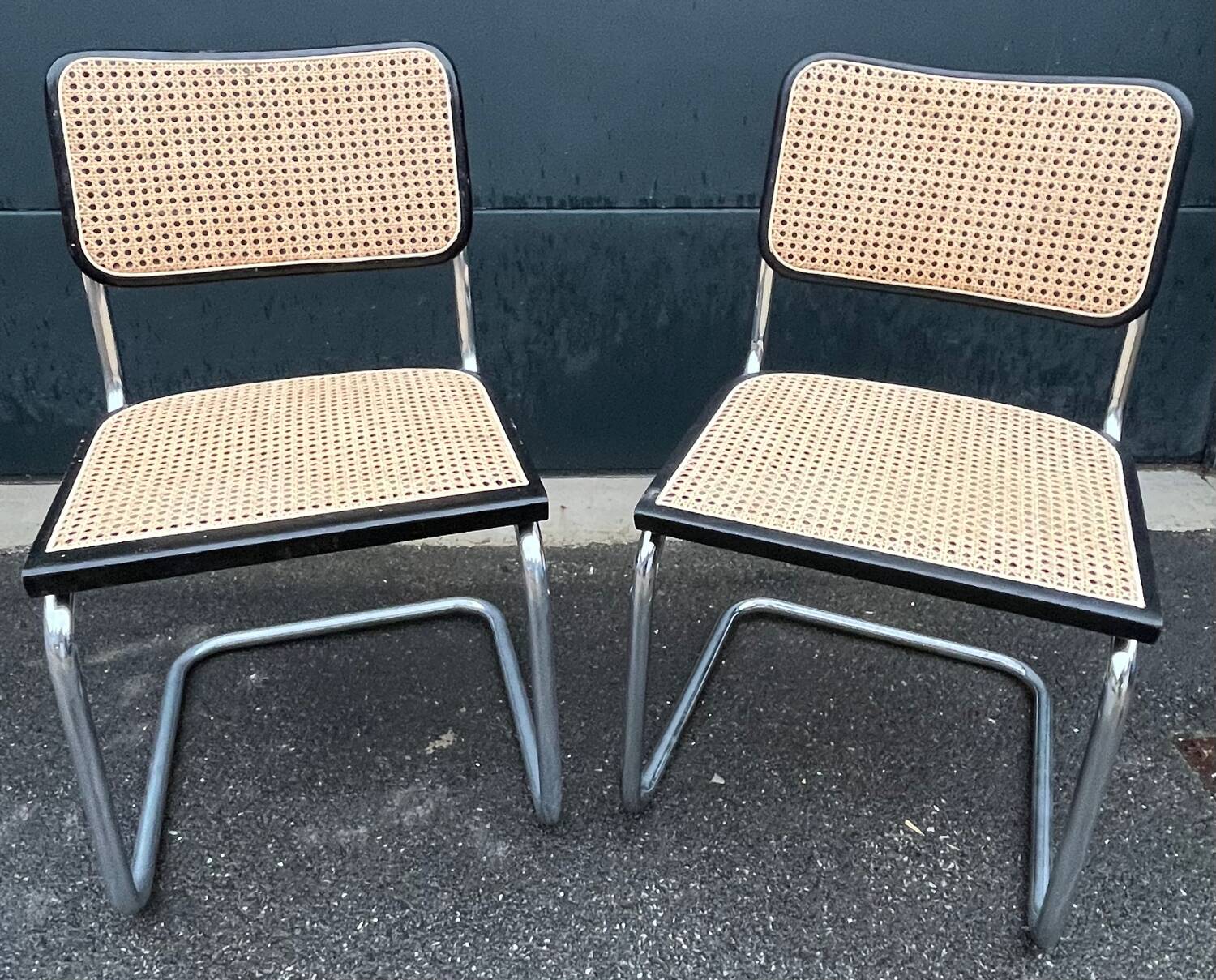 Pair of duo chairs B32 Marcel Breuer black