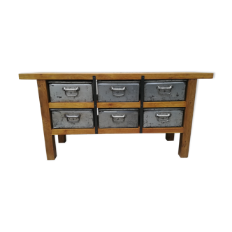 Established and metal crates