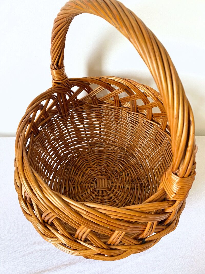 Braided wicker basket