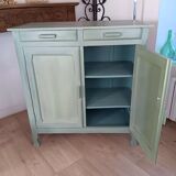 Green Parisian buffet