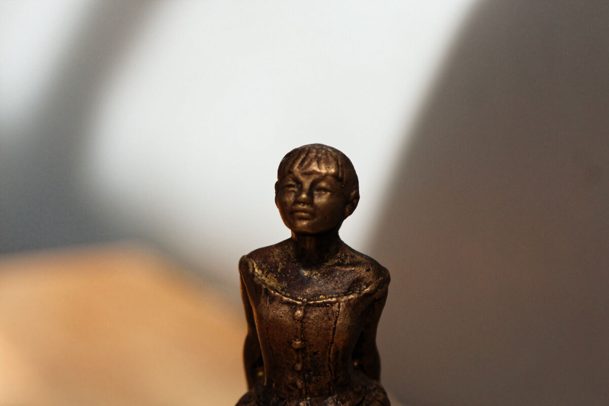 Bronze sculpture, Degas, the little dancer of 14 years