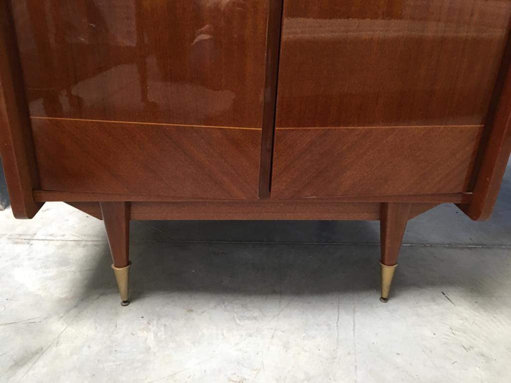 Armoire vintage