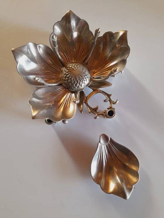 Silver-plated flower ashtray 1970