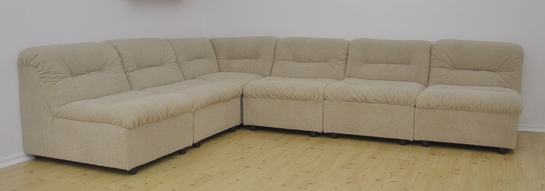 Modular sofa in beige boucle fabric, 1970s