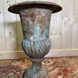 Pair of Medici vases in cast iron