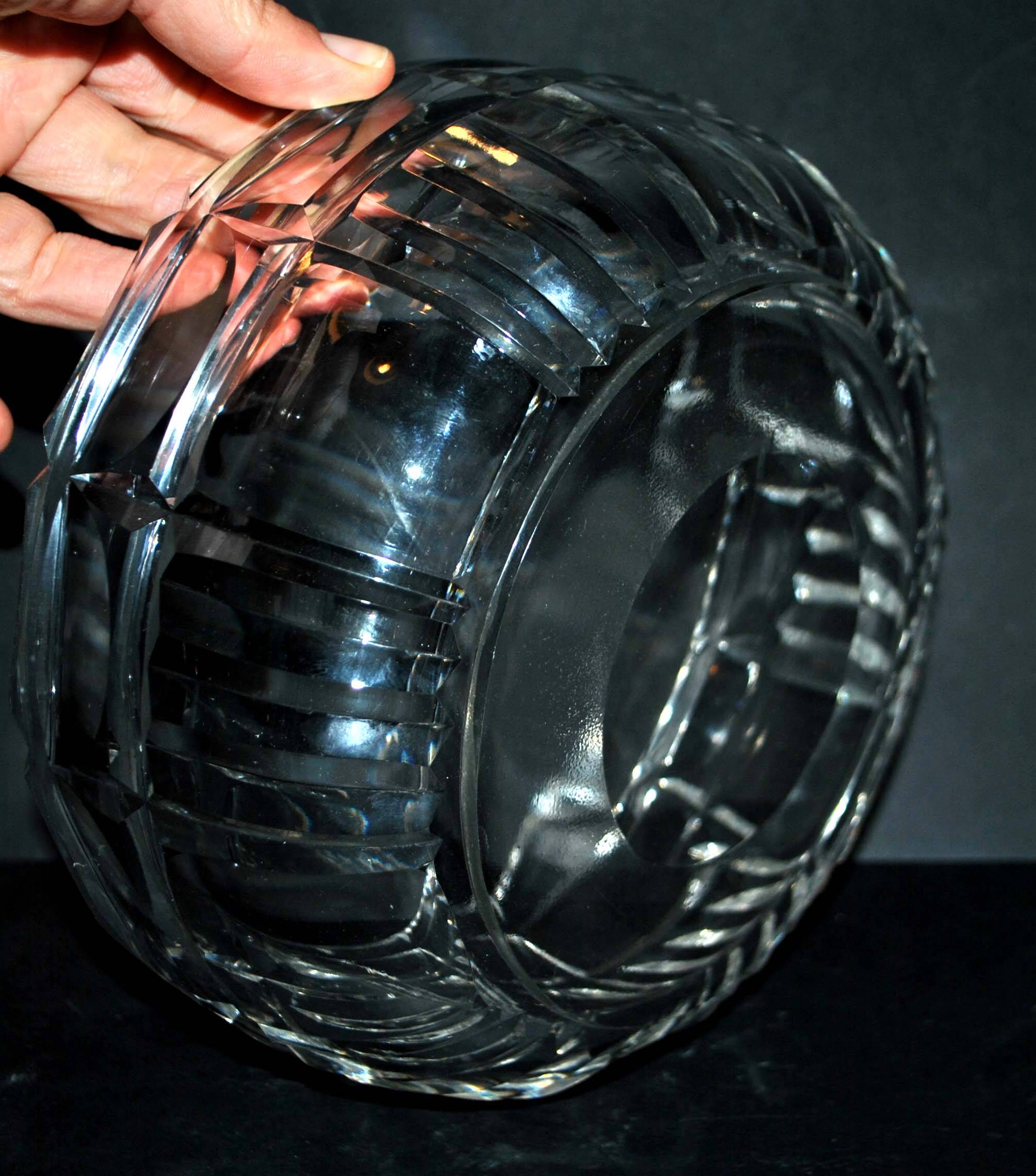 Salad bowl cut in art deco cut crystal beveled geometric decoration 20cm