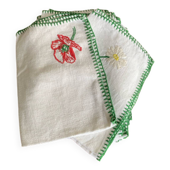Vintage floral embroidered linen placemats