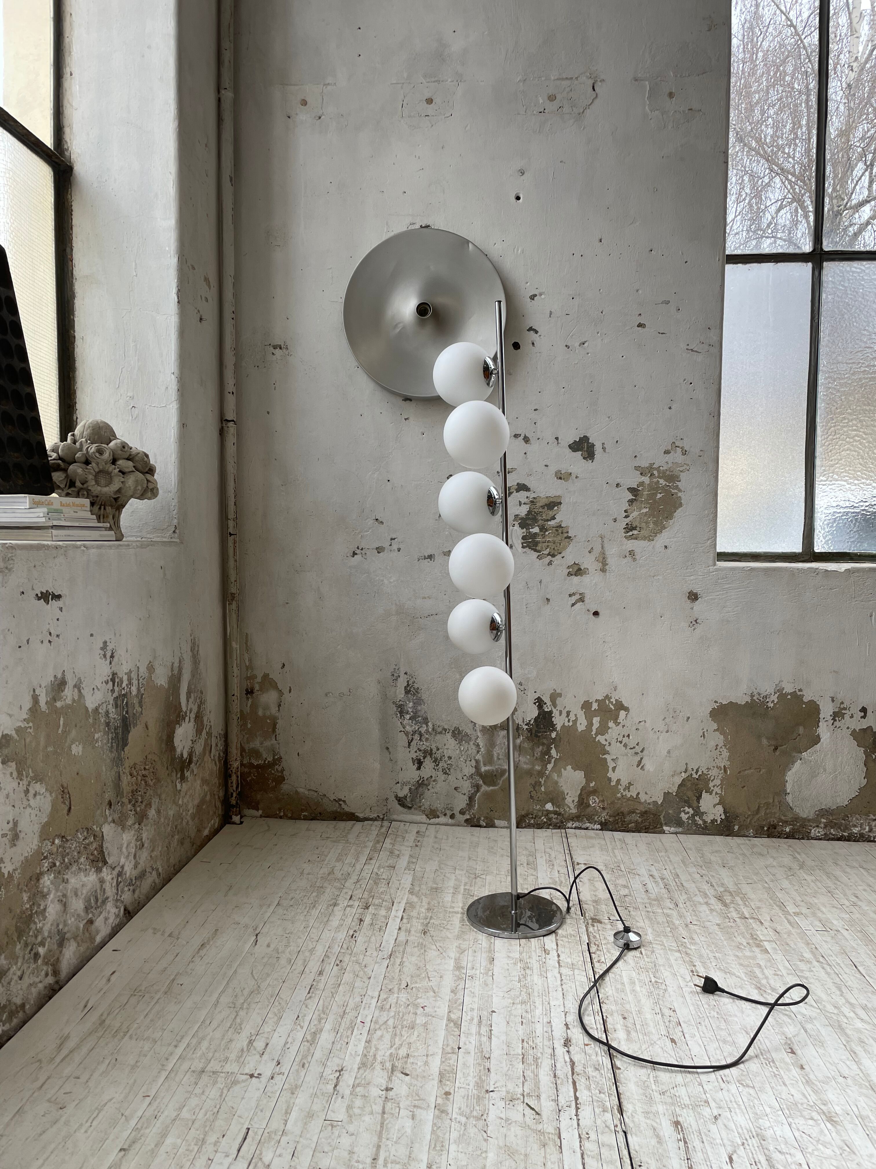 Floor lamp design 70s "balls"