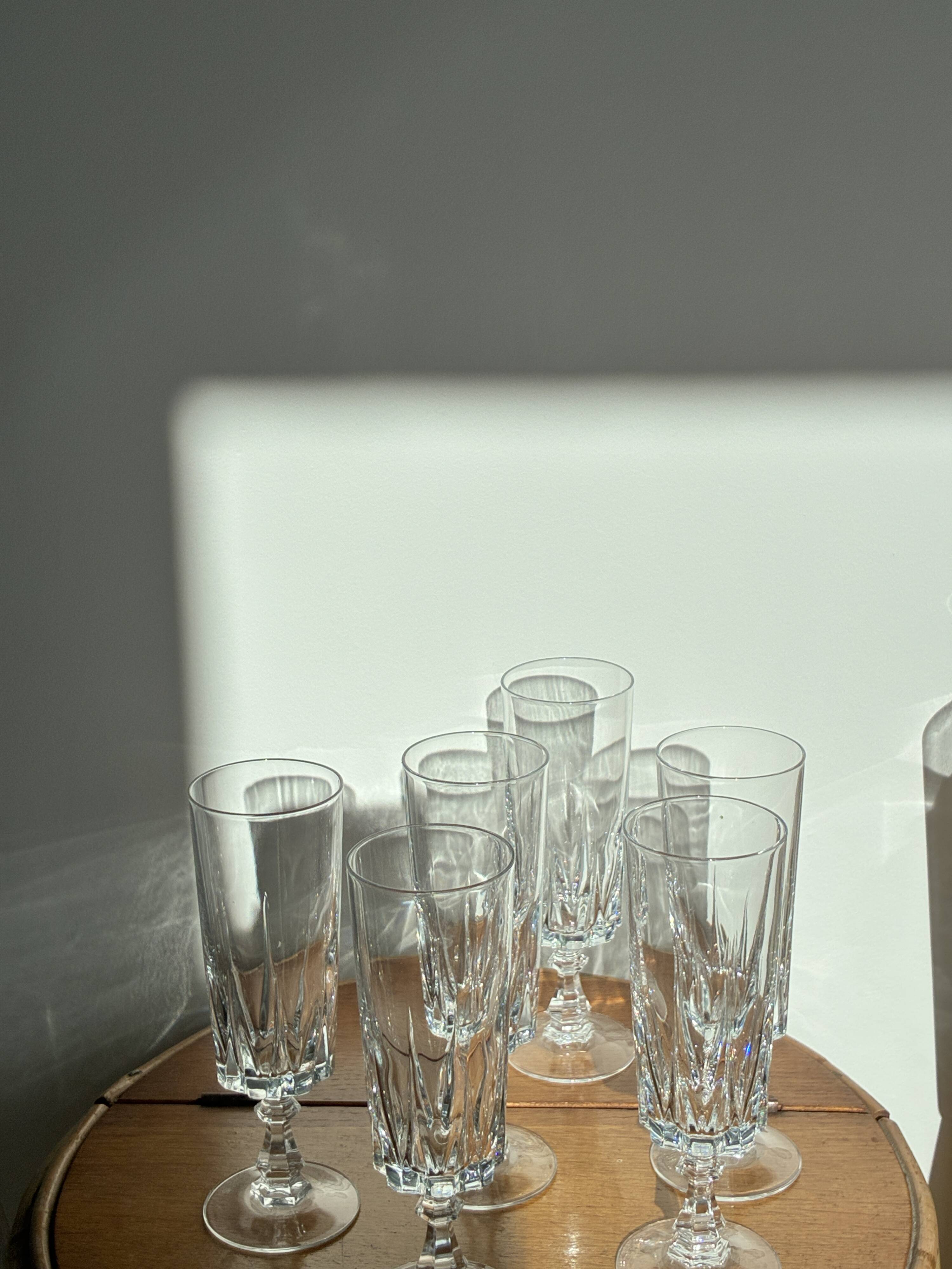Lot of 6 crystal champagne flutes