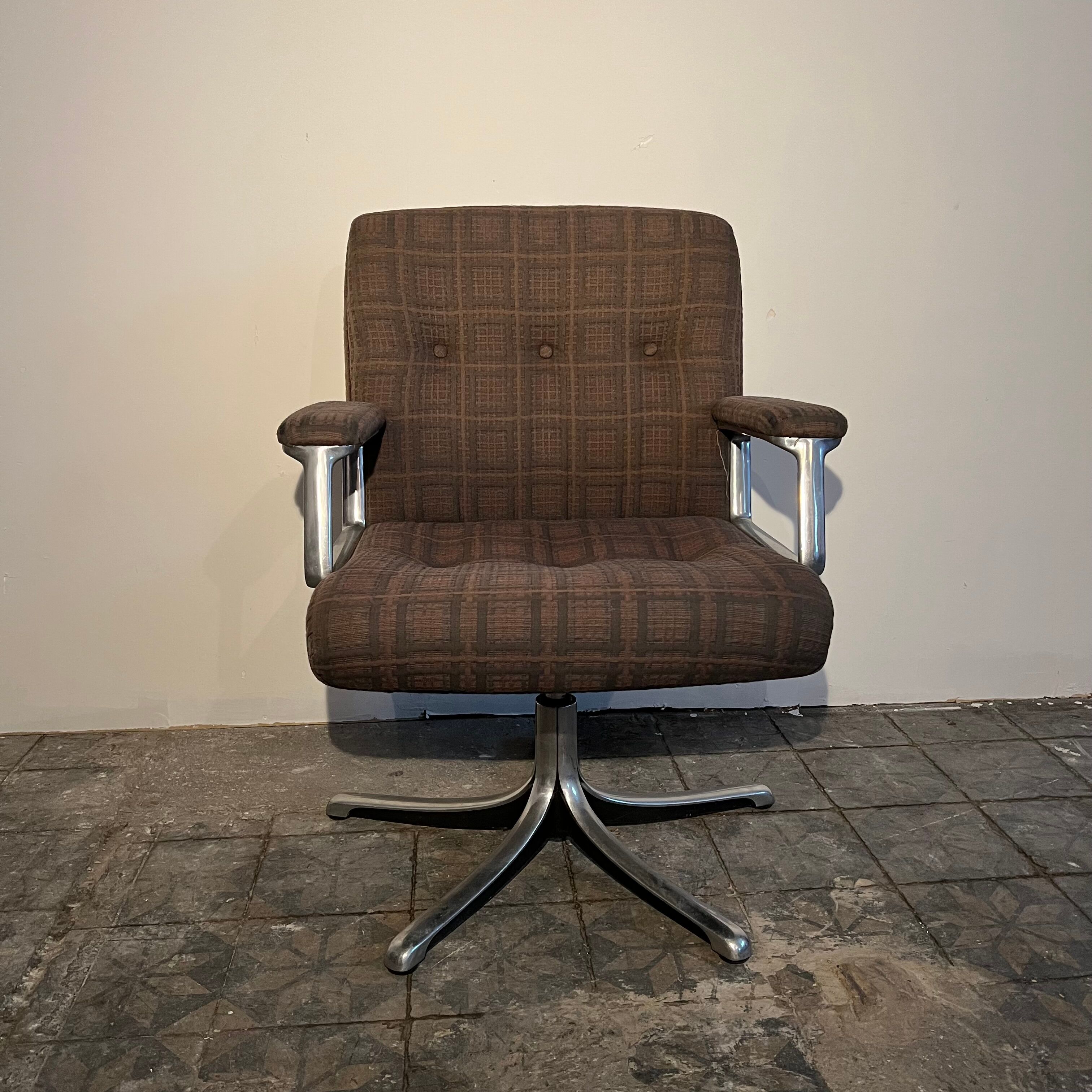 Tecno swivel office chair "p128", Osvaldo Borsani - 1960